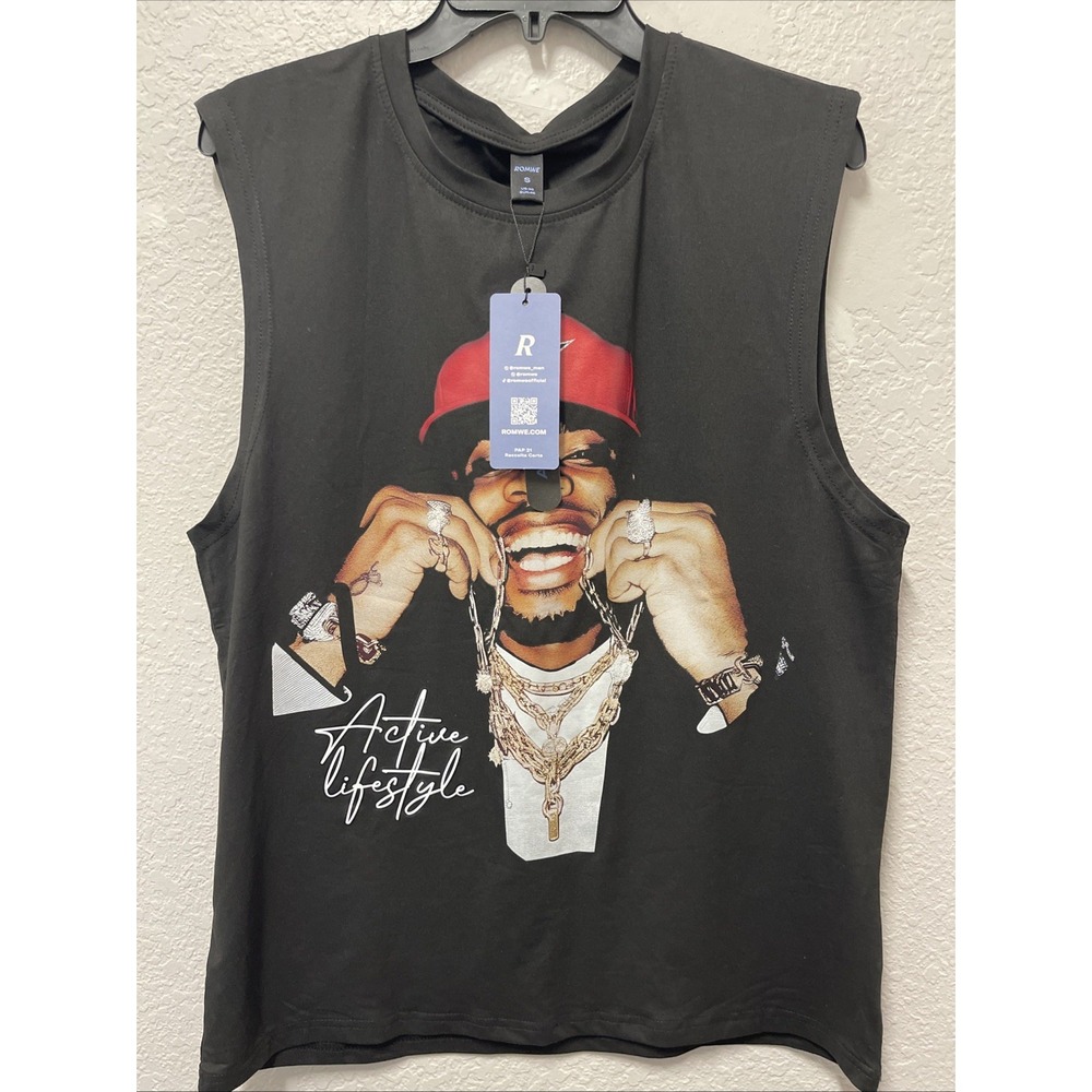 Romwe Men's Active Lifestyle Streetwear Graphic T-shirt Size Small NWT